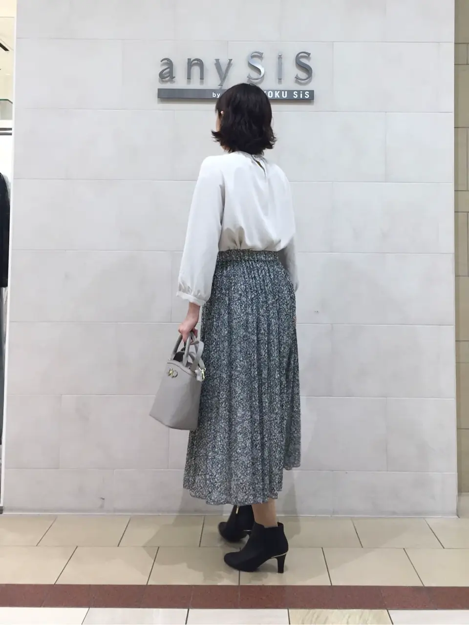 ANY SIS 髙橋 コーディネート画像