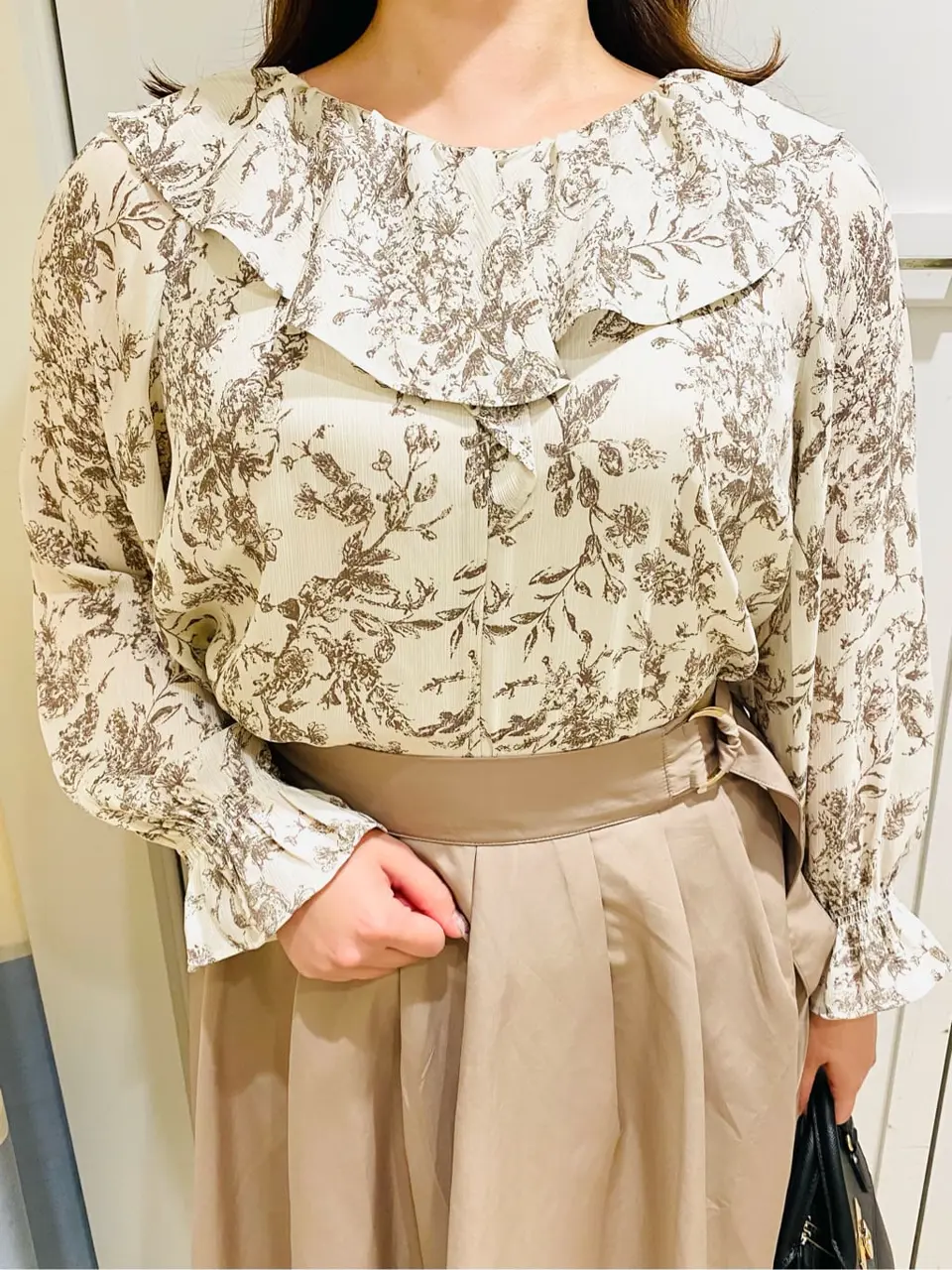 ANY SIS 藤田 コーディネート画像