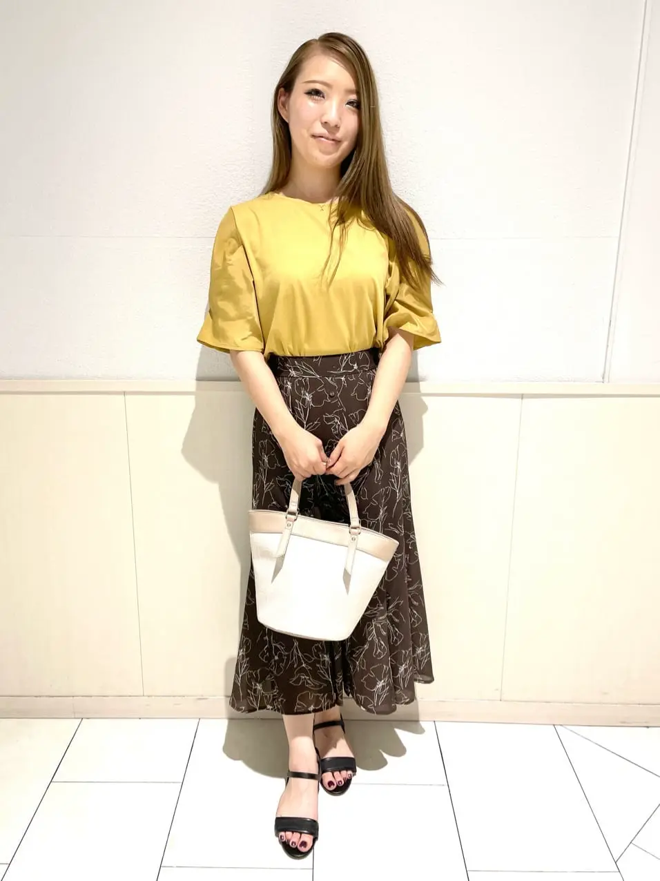 ANY SIS 土居 コーディネート画像