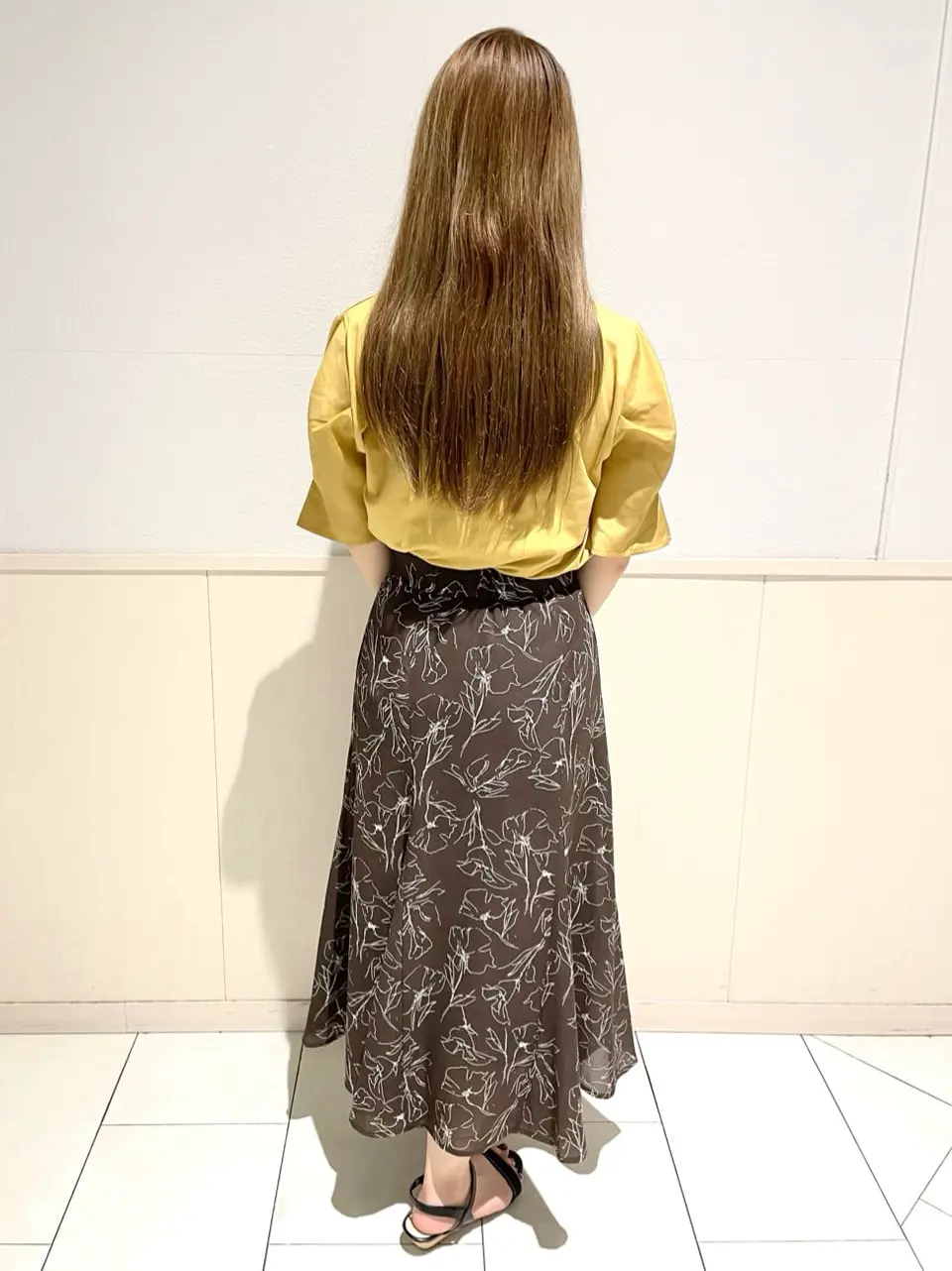 ANY SIS 土居 コーディネート画像