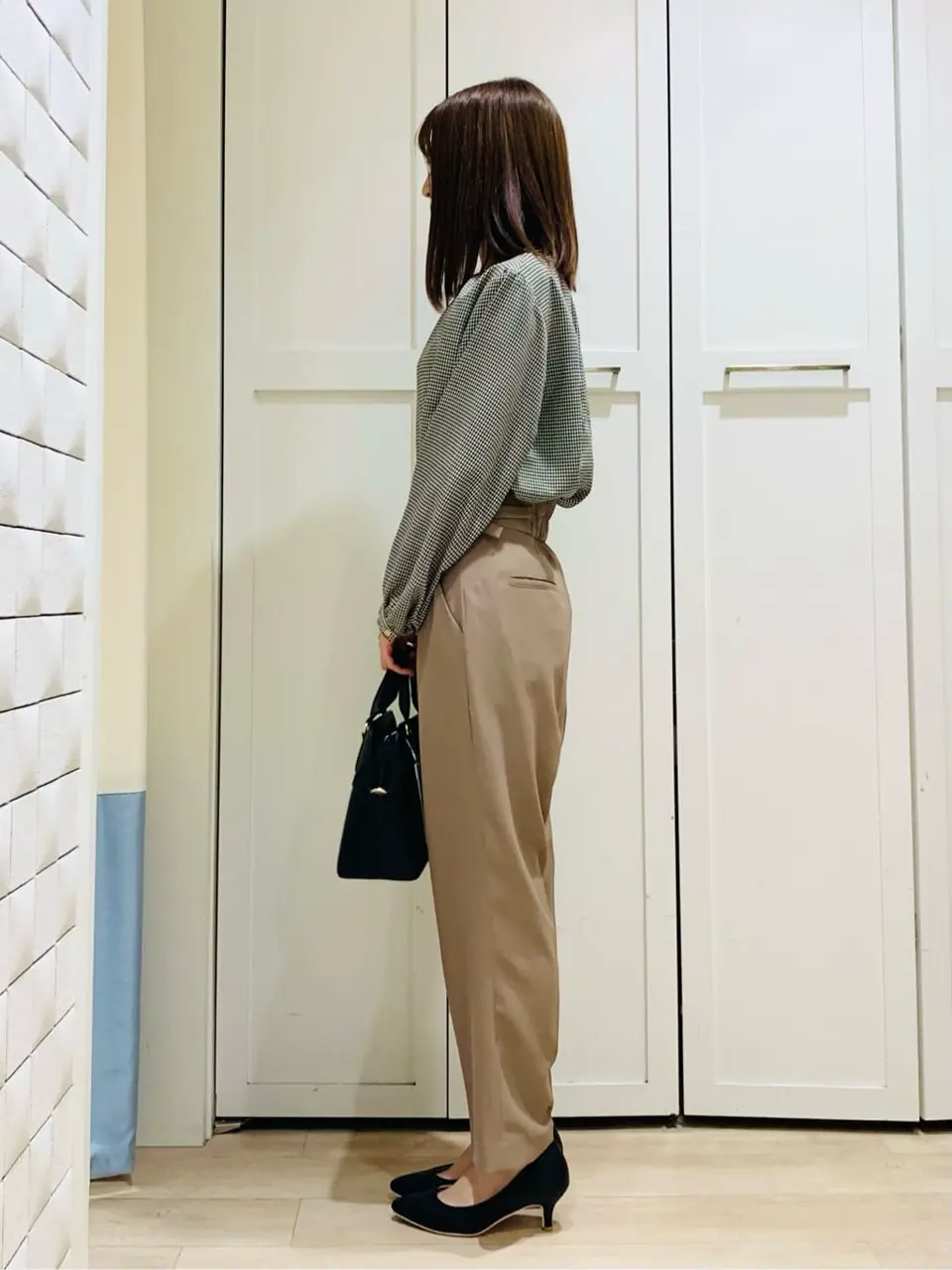 ANY SIS スタッフ コーディネート画像