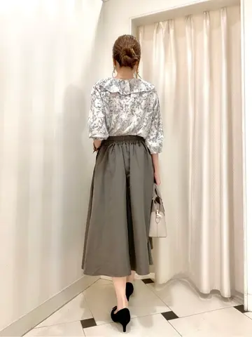 ANY SIS 金井 コーディネート画像