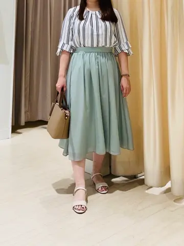 ANY SIS スタッフ コーディネート画像