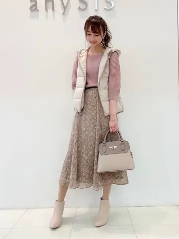 ANY SIS スタッフ コーディネート画像