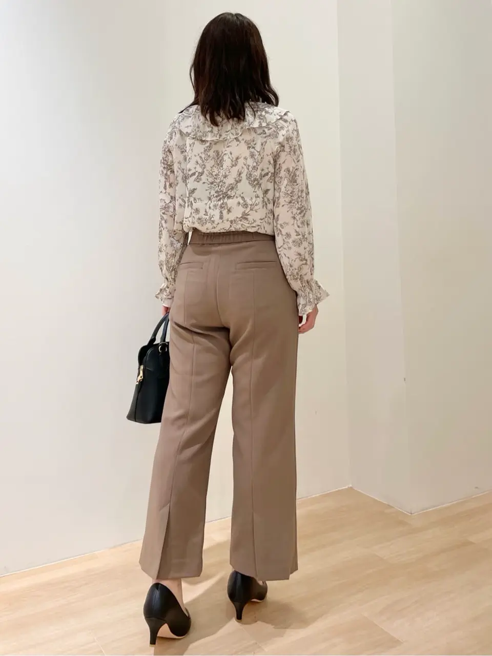 ANY SIS 小西 コーディネート画像