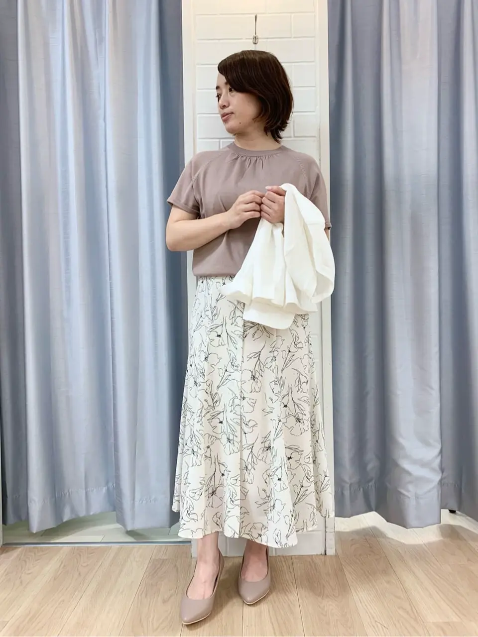 ANY SIS 丸岡 コーディネート画像