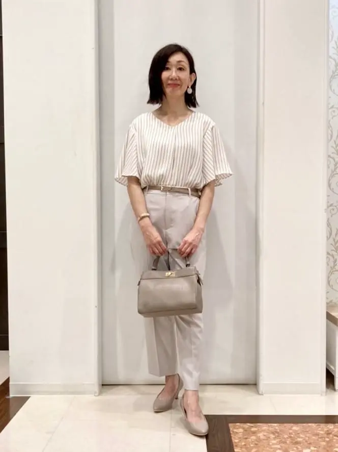 ANY SIS スタッフ コーディネート画像