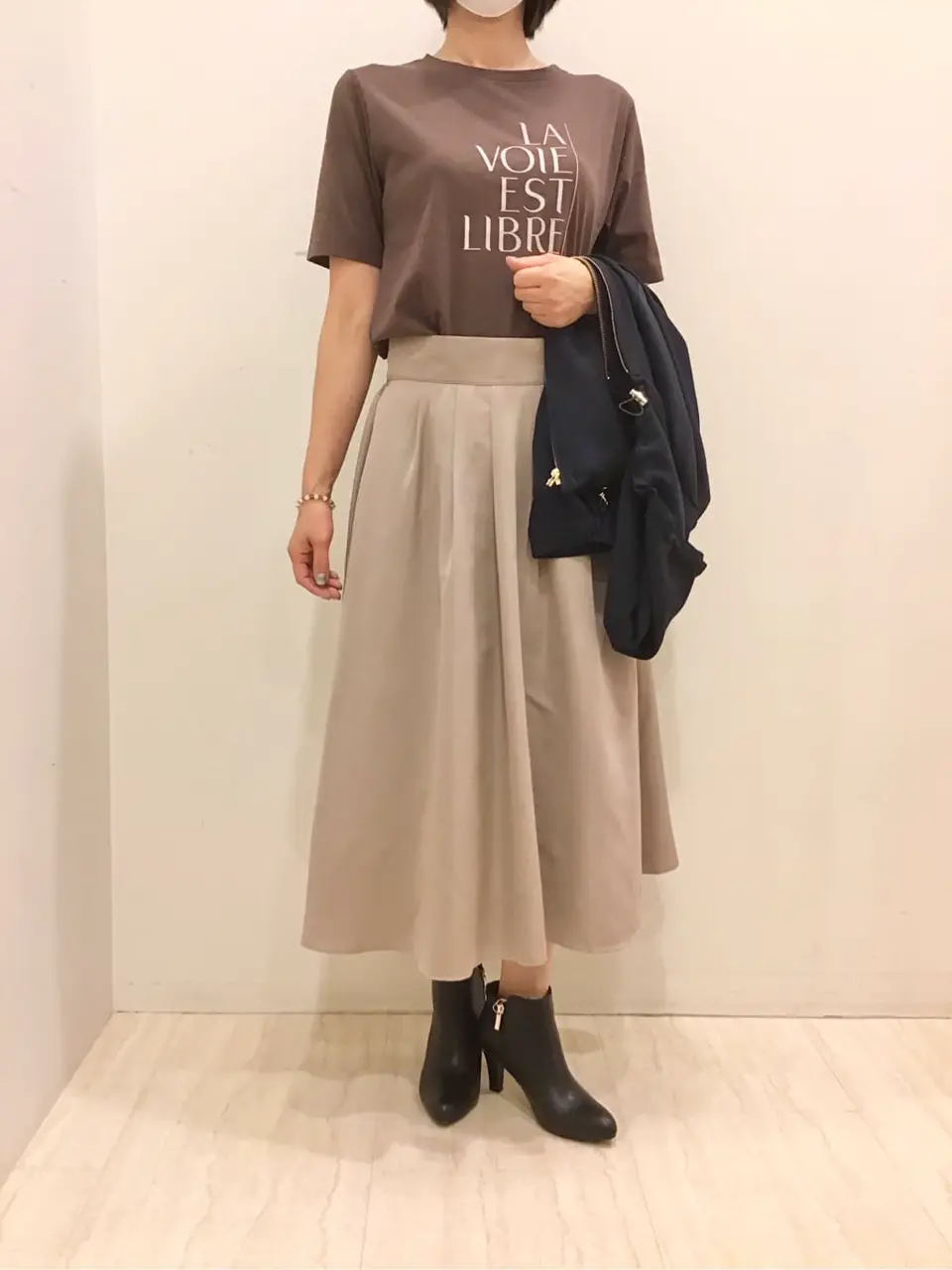 ANY SIS 藤森 コーディネート画像