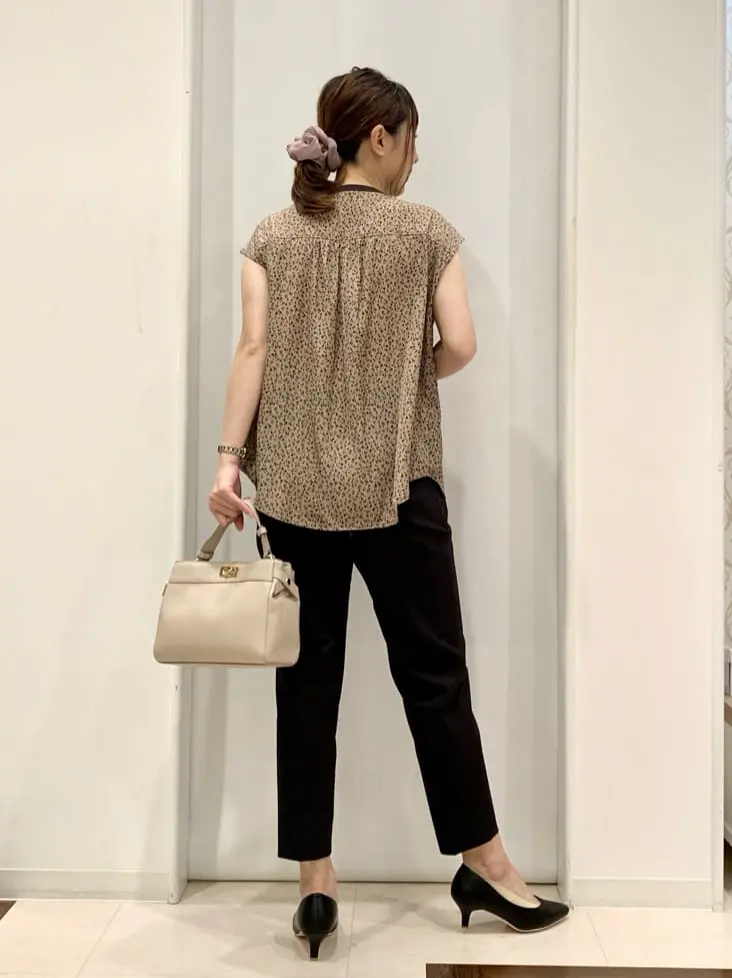 ANY SIS 横田 コーディネート画像