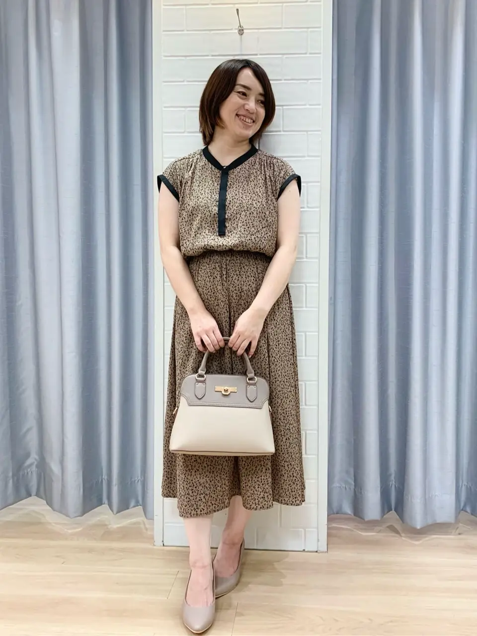 ANY SIS 丸岡 コーディネート画像