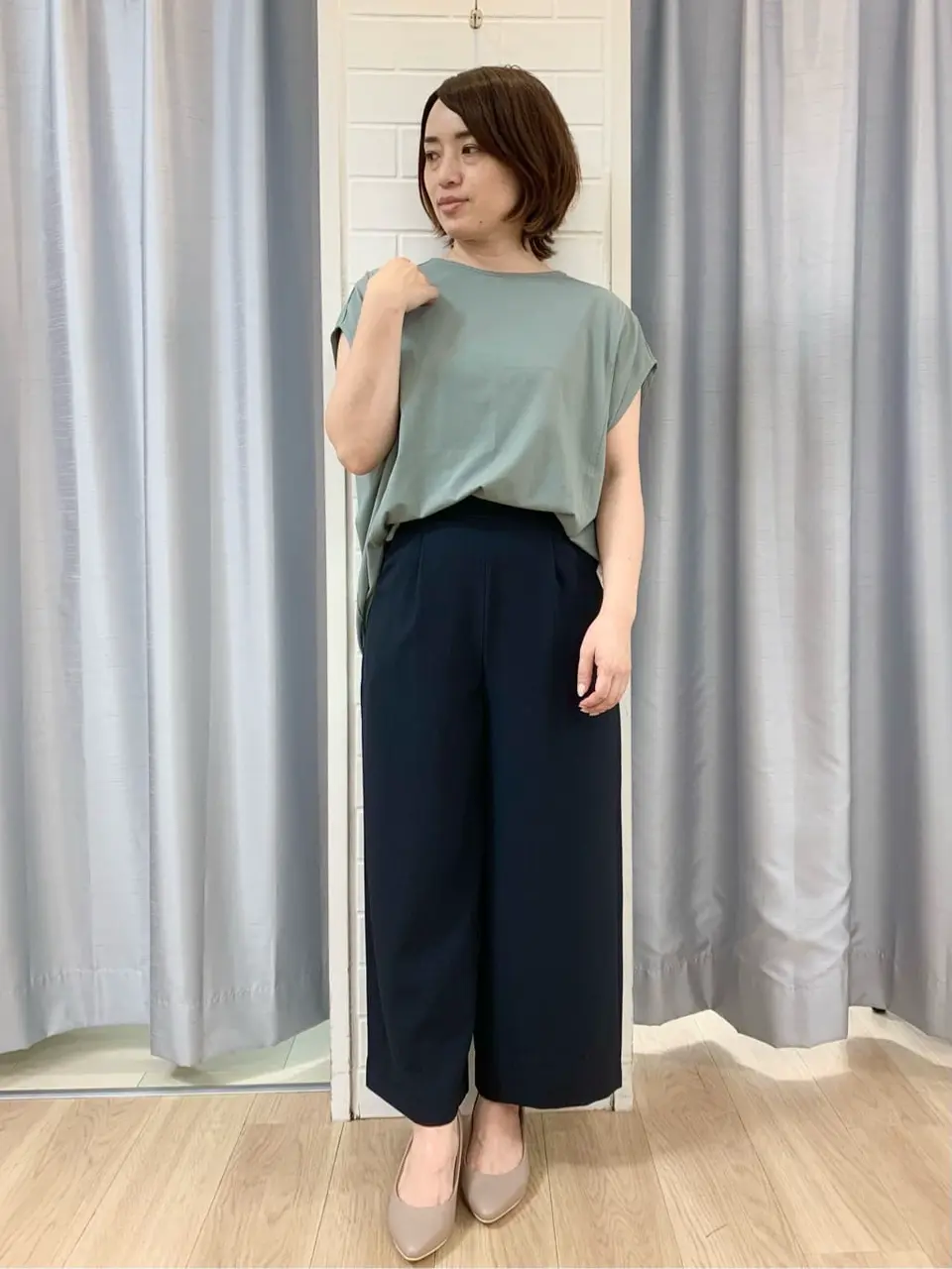 ANY SIS 丸岡 コーディネート画像