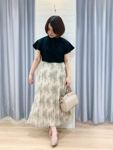 ANY SIS 丸岡 コーディネート画像