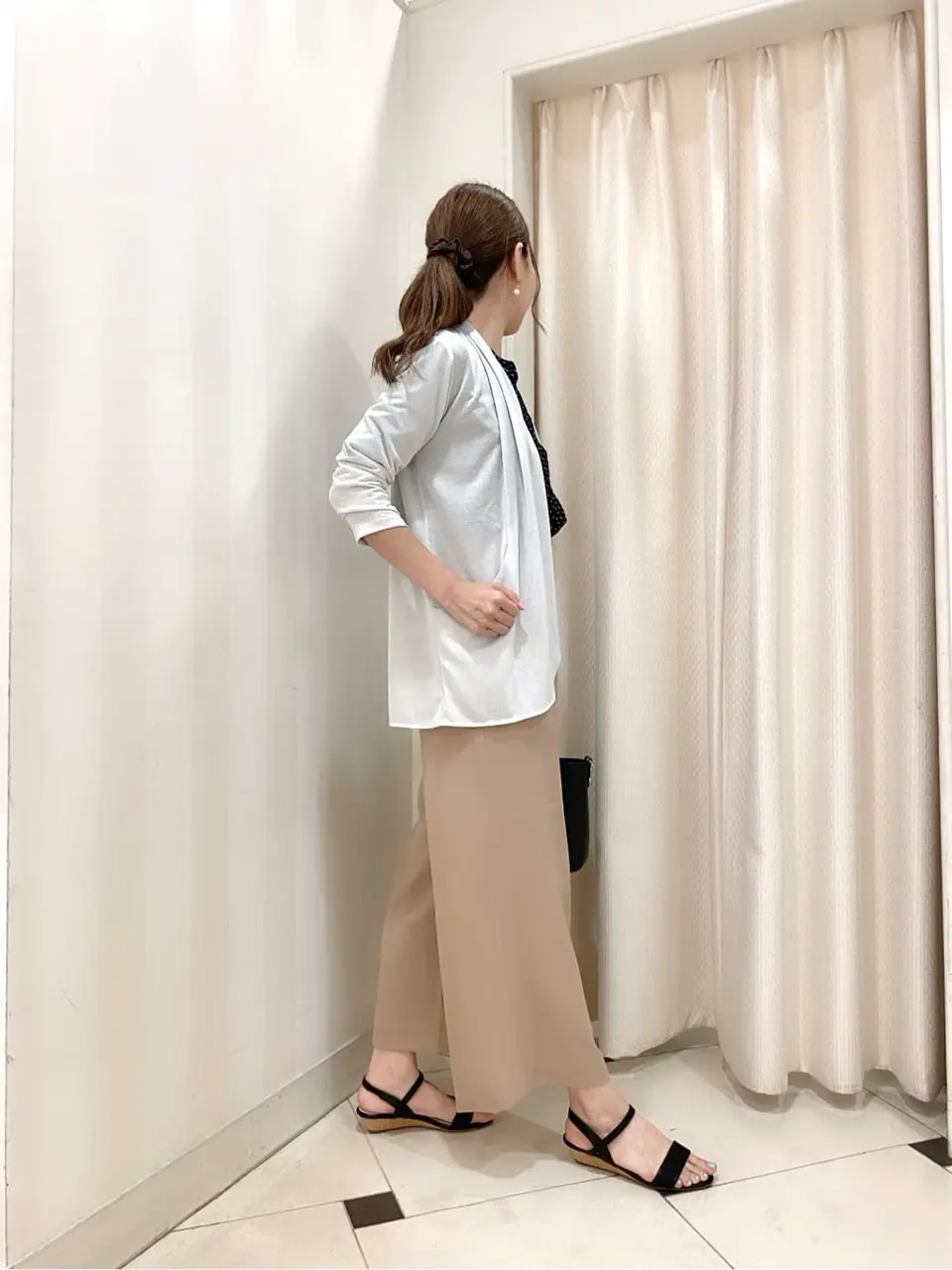 ANY SIS 金井 コーディネート画像