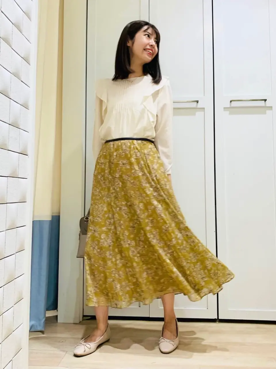 ANY SIS スタッフ コーディネート画像