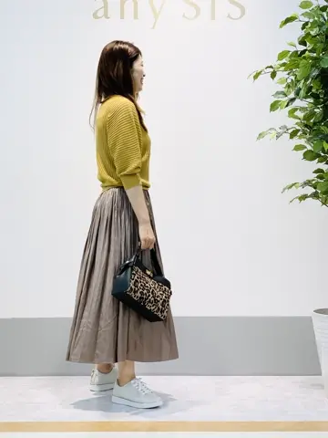 ANY SIS 岡本 コーディネート画像