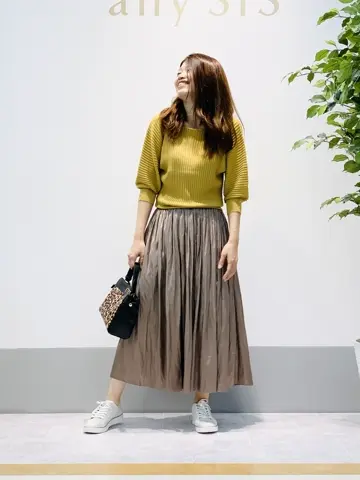 ANY SIS 岡本 コーディネート画像