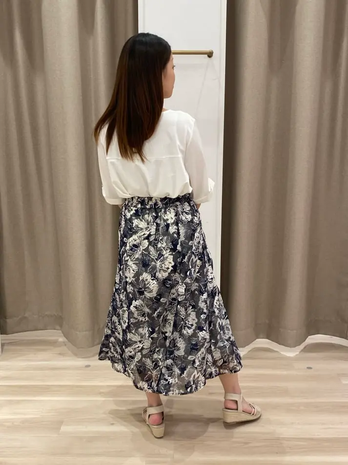 ANY SIS 瀬野 コーディネート画像