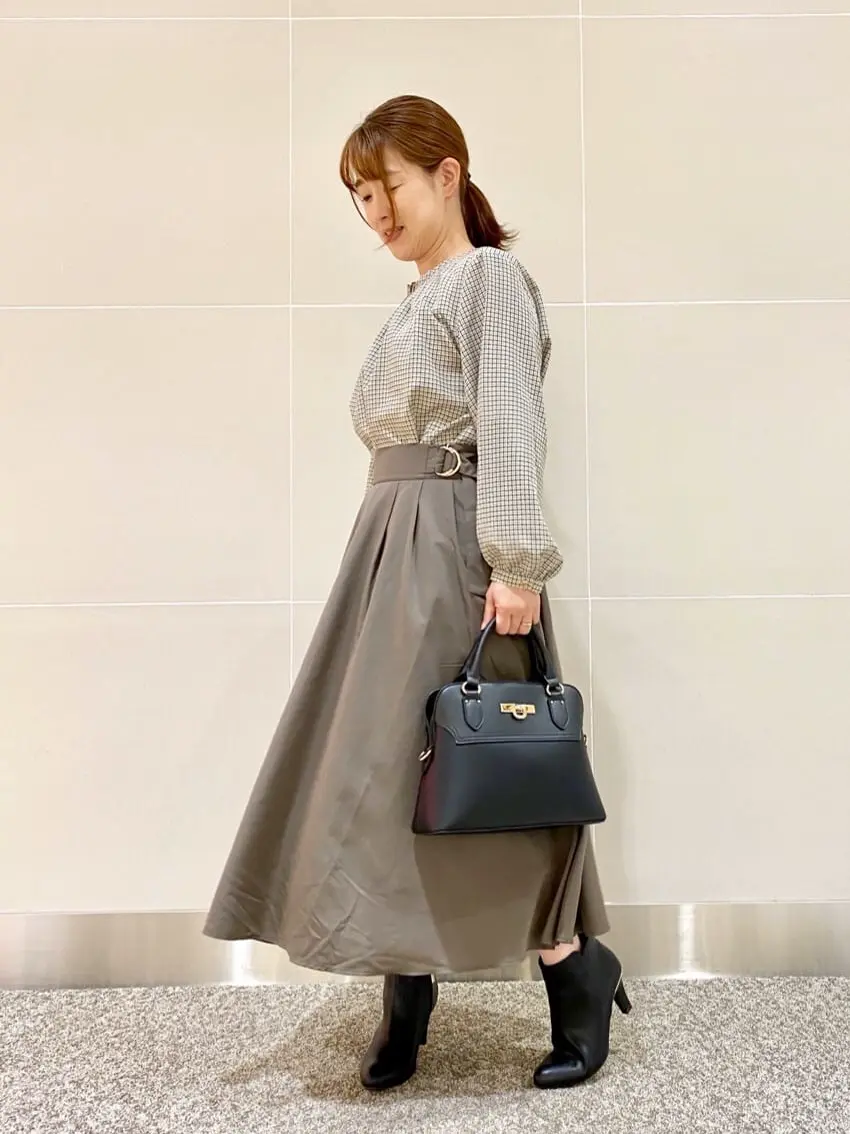 ANY SIS 浅野 コーディネート画像