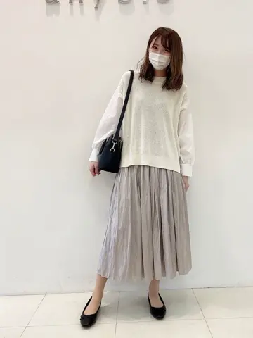 ANY SIS スタッフ コーディネート画像