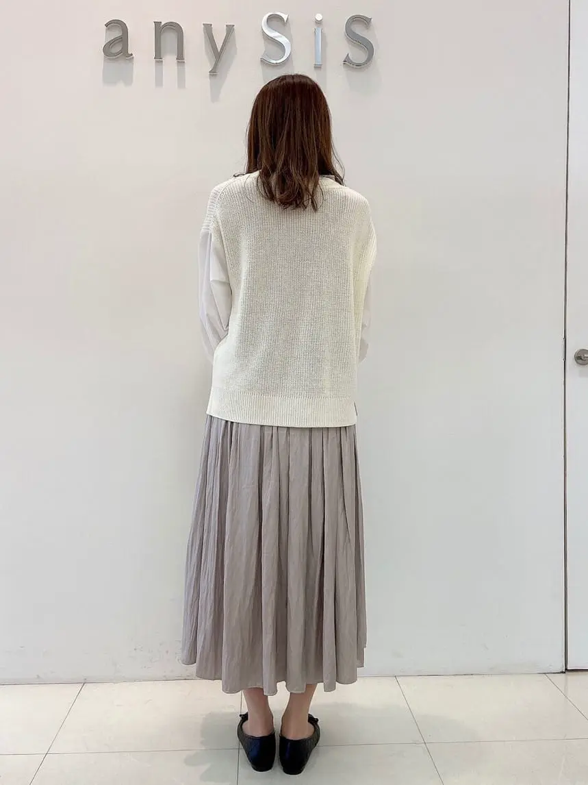 ANY SIS スタッフ コーディネート画像