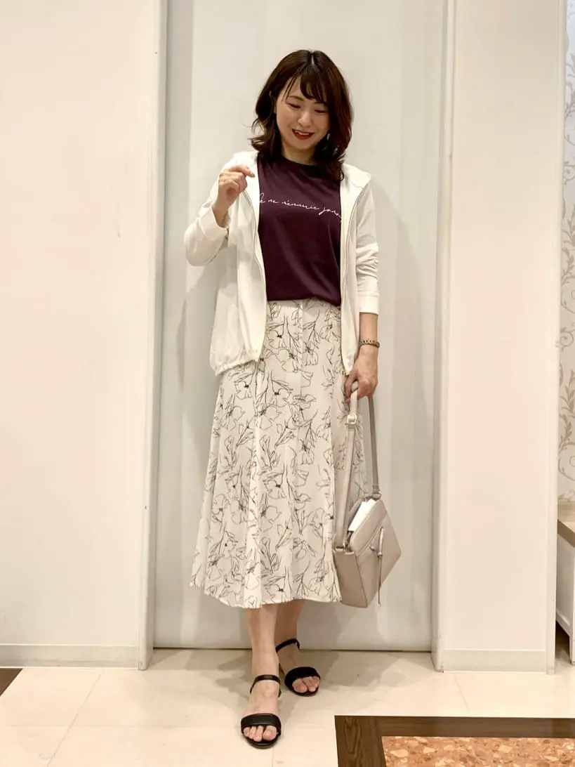 ANY SIS 横田 コーディネート画像