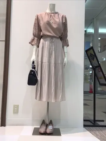 ANY SIS 布川 コーディネート画像