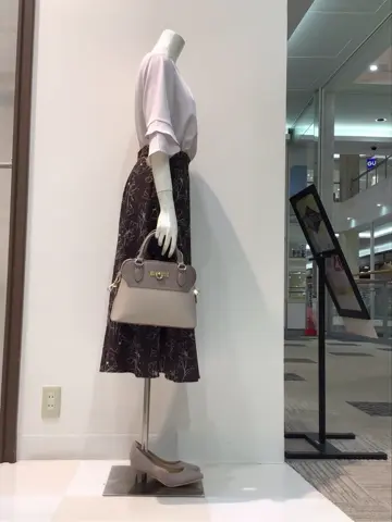 ANY SIS 布川 コーディネート画像