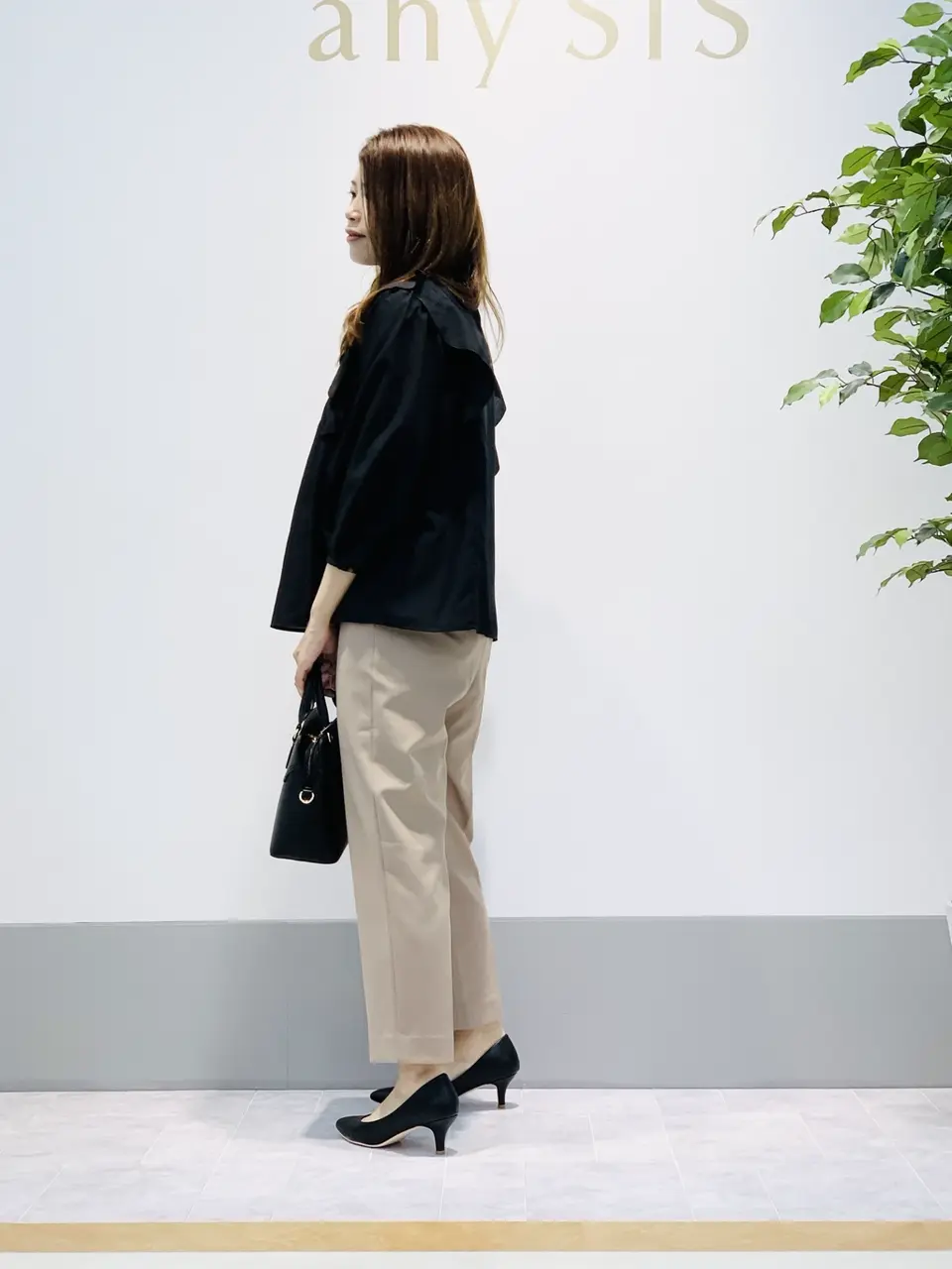 ANY SIS 岡本 コーディネート画像