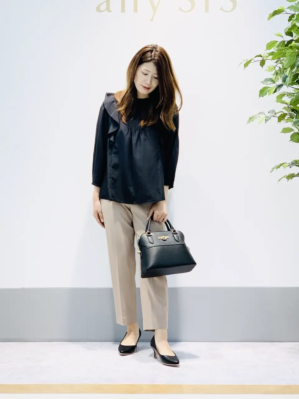 ANY SIS 岡本 コーディネート画像