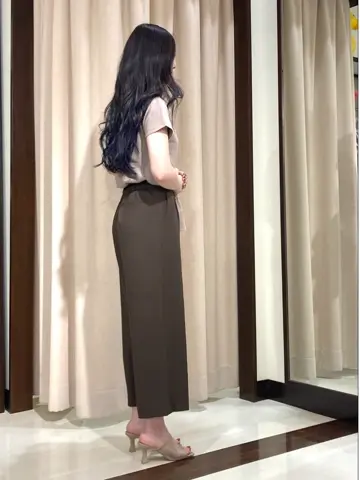 ANY SIS STAFF コーディネート画像