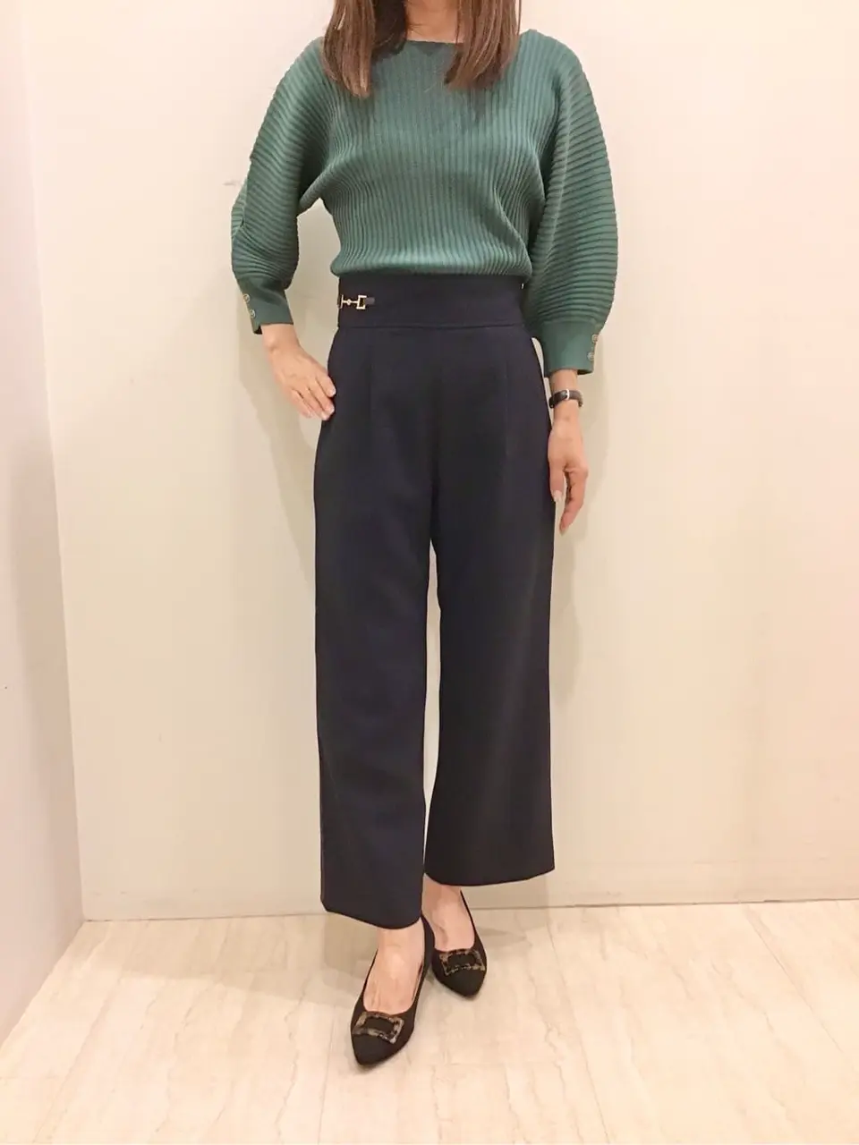 ANY SIS スタッフ コーディネート画像