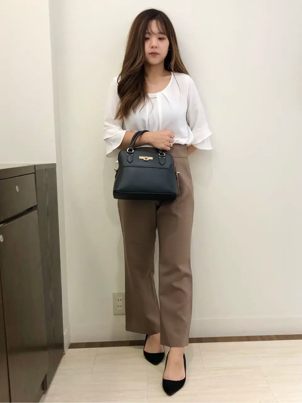 ANY SIS スタッフ コーディネート画像