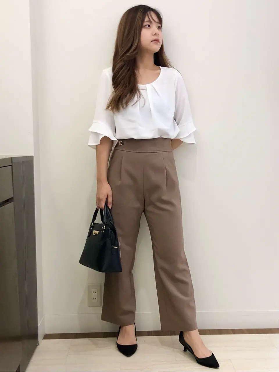 ANY SIS スタッフ コーディネート画像