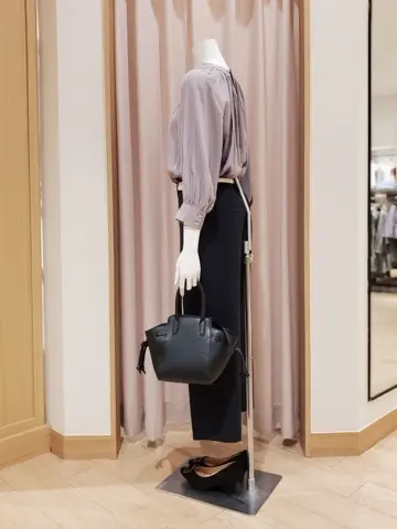 ANY SIS 岩田 コーディネート画像