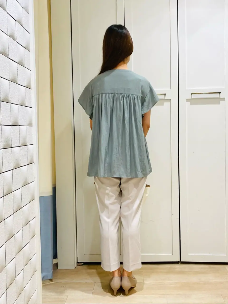 ANY SIS スタッフ コーディネート画像