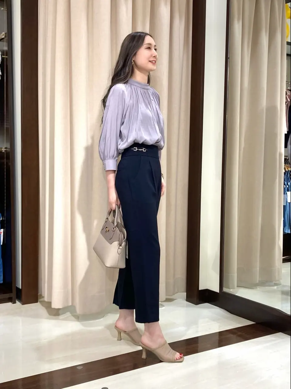 ANY SIS STAFF コーディネート画像