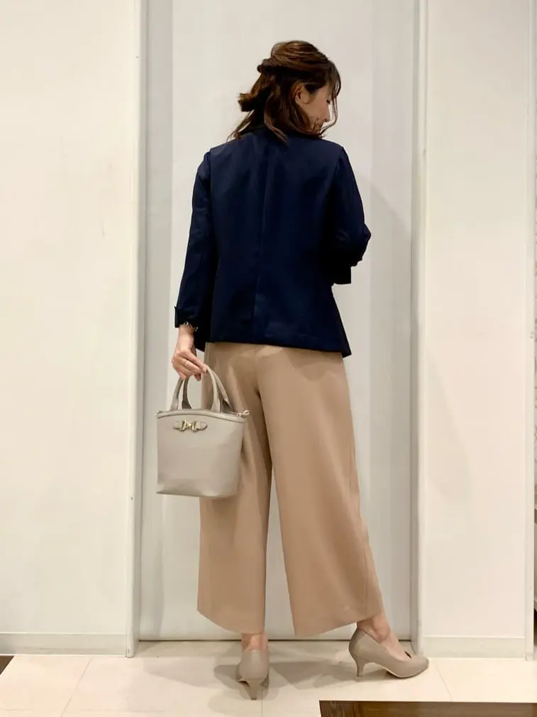 ANY SIS 横田 コーディネート画像