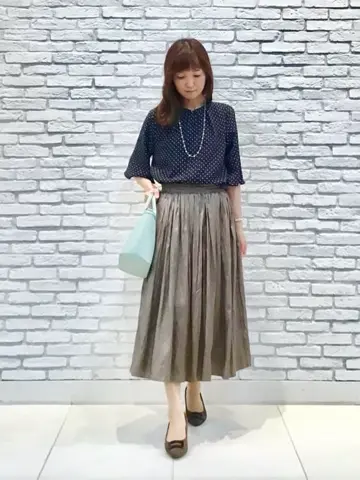 ANY SIS スタッフ コーディネート画像