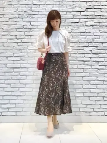 ANY SIS スタッフ コーディネート画像