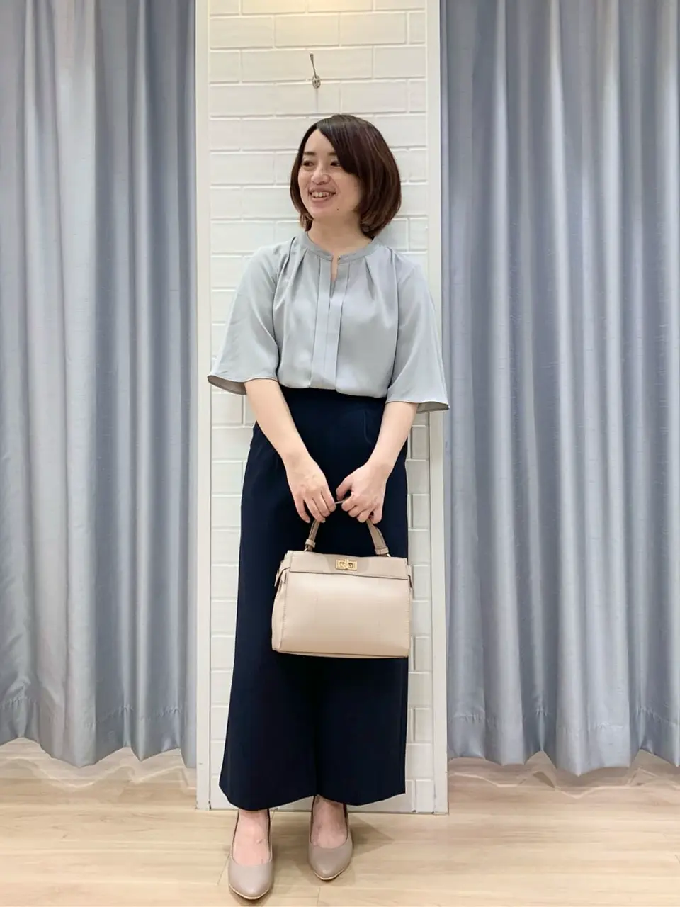 ANY SIS 丸岡 コーディネート画像