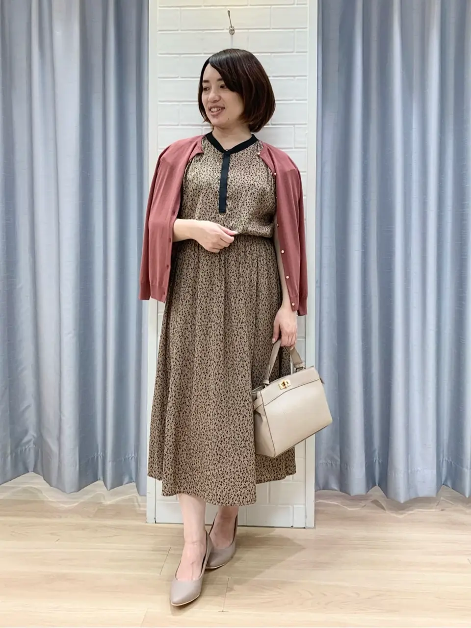 ANY SIS 丸岡 コーディネート画像