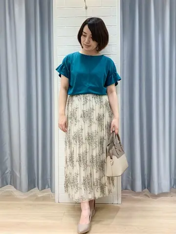 ANY SIS 丸岡 コーディネート画像