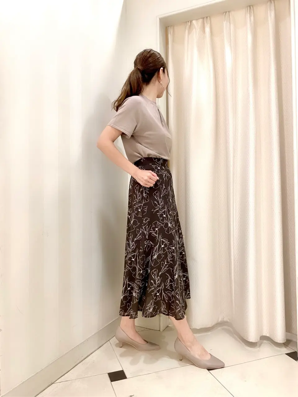 ANY SIS 金井 コーディネート画像