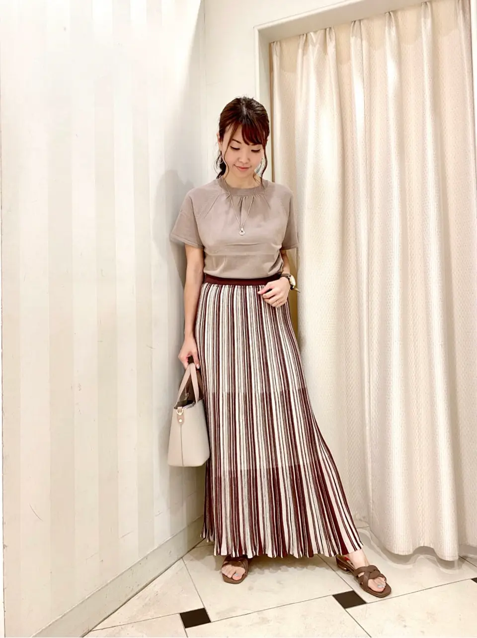 ANY SIS 金井 コーディネート画像