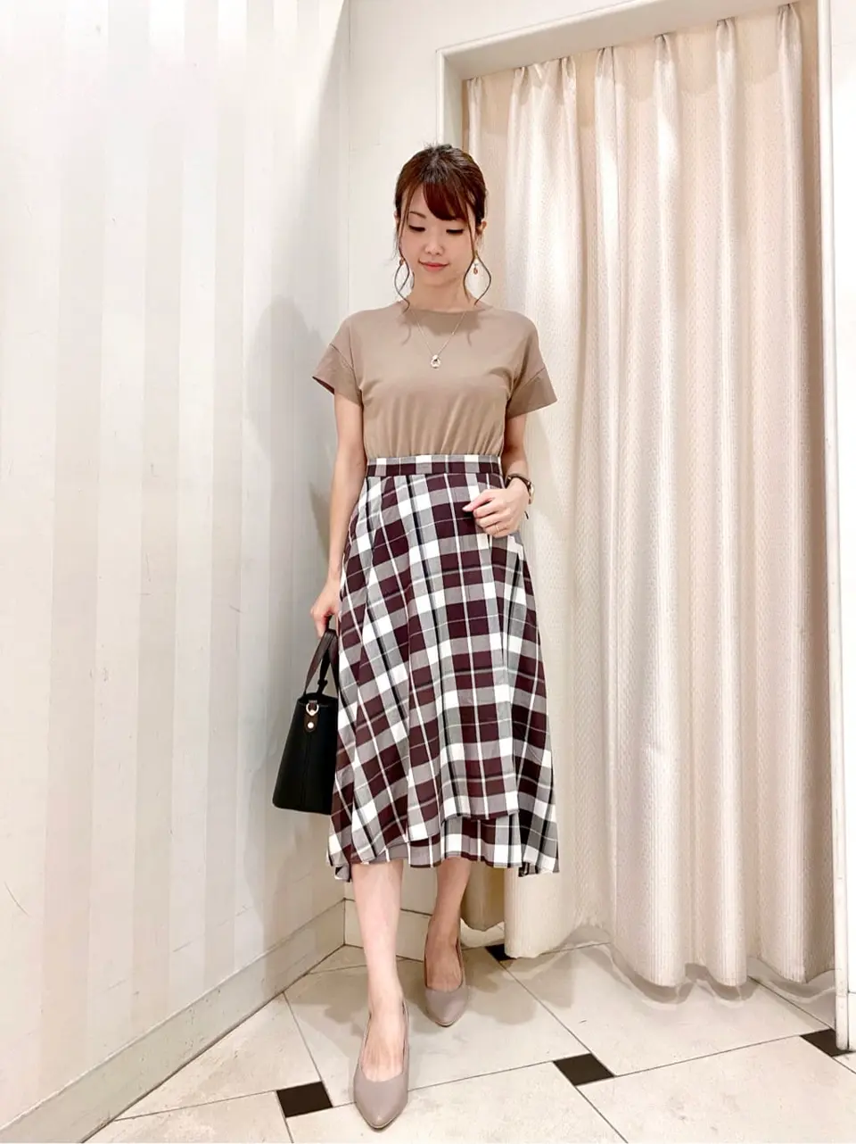 ANY SIS 金井 コーディネート画像