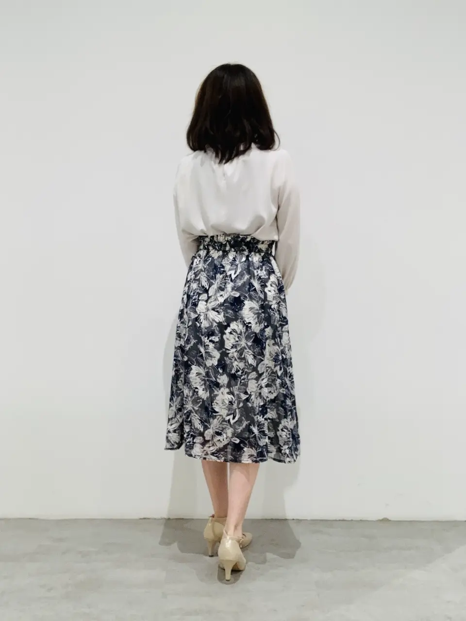 ANY SIS 川根　彩 コーディネート画像