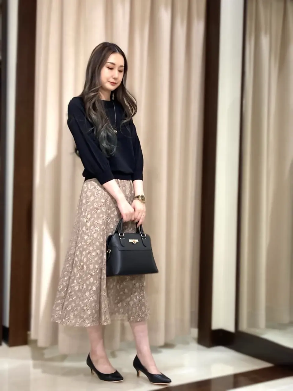 ANY SIS STAFF コーディネート画像