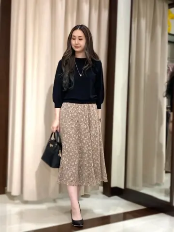 ANY SIS STAFF コーディネート画像