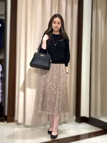 ANY SIS STAFF コーディネート画像