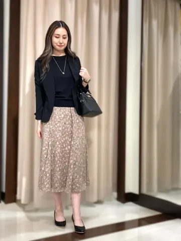 ANY SIS STAFF コーディネート画像